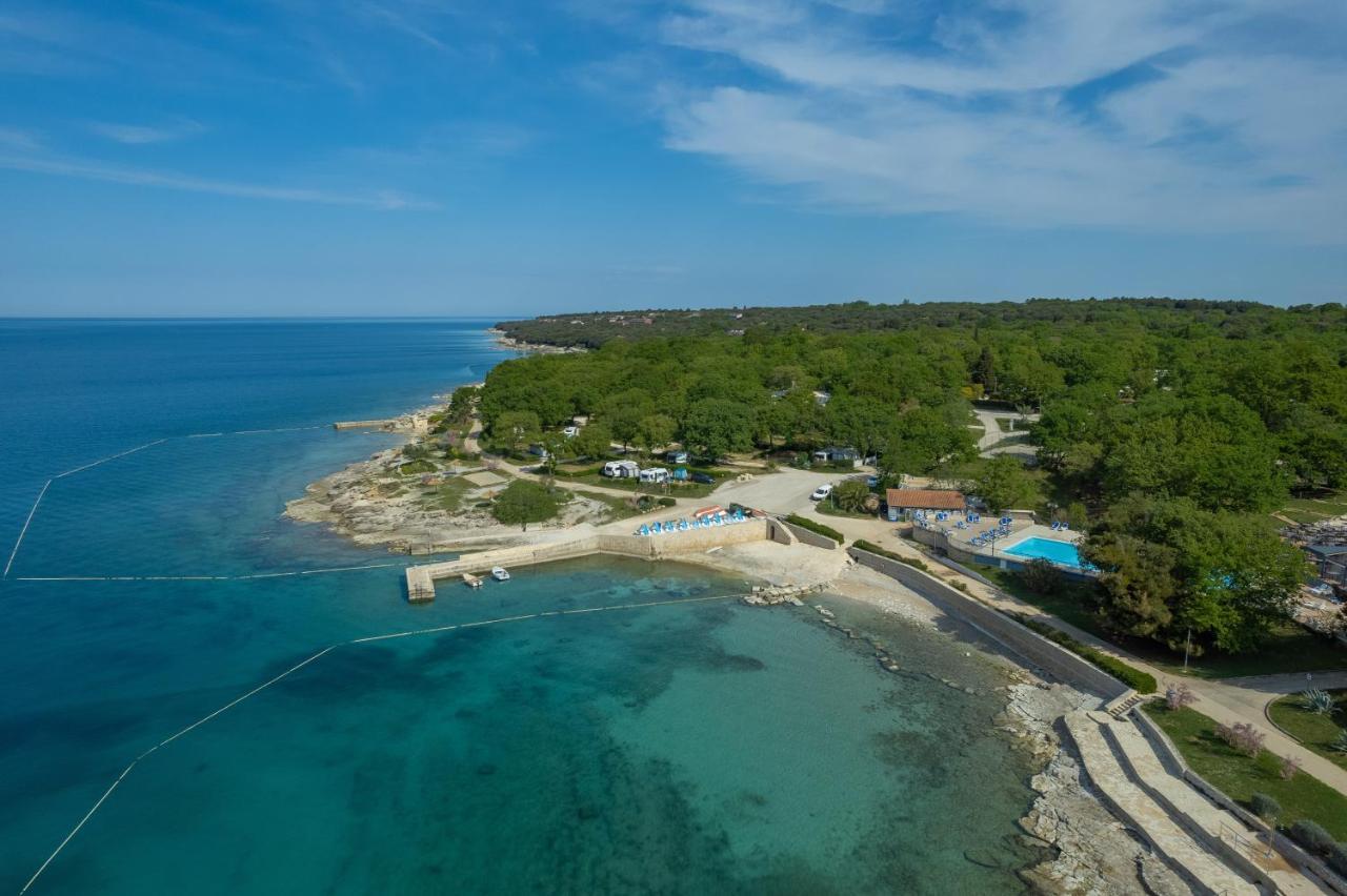 Eco Glamping- Fkk Nudist Camping Solaris Porec Exterior photo